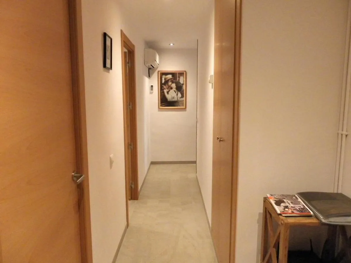 Apartament Margarit Girona 0*,